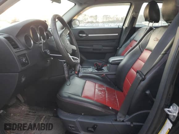 2010 Dodge Charger SXT с VIN 2B3CA3CV2AH187064, выставлен на аукционе Copart как лот 79596274 с пробегом 139 991 миль миль и Списание • Salvage title. История ставок и продаж доступна на DreamBid. Изображение 7.