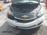 ✅ 2013 Chevrolet Traverse LT • VIN: 1GNKRGKD2DJ164106 • Lot: 42949803. Wystawiony na IAAI z przebiegiem 320 345 mil. Bezpłatny archiwum sprzedaży aukcyjnych z USA i szczegółowy raport historii pojazdu na DreamBid. Zdjęcie 6.
