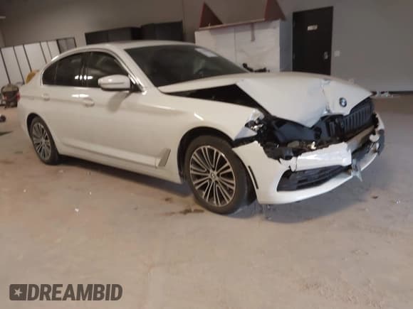 ✅ 2020 BMW 5 Series 540i xDrive • VIN: WBAJS3C0XLWW78586 • Лот: 41380055. Опубликован ранее на IAAI с пробегом 44 310 миль. Бесплатный доступ к архиву аукционных продаж из США и подробный отчёт об истории автомобиля на DreamBid. Изображение 1.