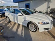 ✅ 2015 Jaguar XF T Premium • VIN: SAJWA0FS4FPU60747 • Lot: 96575345. Wystawiony na Copart z przebiegiem 38 229 mil. Bezpłatny archiwum sprzedaży aukcyjnych z USA i szczegółowy raport historii pojazdu na DreamBid. Zdjęcie 4.