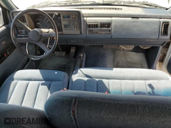 ✅ 1989 Chevrolet Silverado 2500 • VIN: 2GCFK29K0K1157216 • Лот: 65576505. Опубликован ранее на Copart с пробегом 1 101 166 миль. Бесплатный доступ к архиву аукционных продаж из США и подробный отчёт об истории автомобиля на DreamBid. Изображение 8.