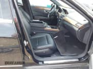 ✅ 2010 Mercedes-Benz E 350 Luxury • VIN: WDDHF8HBXAA053019 • Lot: 42290634. Listed on IAAI with 162,948 mi. Free auction sales archive from the USA and detailed vehicle history report at DreamBid. Image 5.