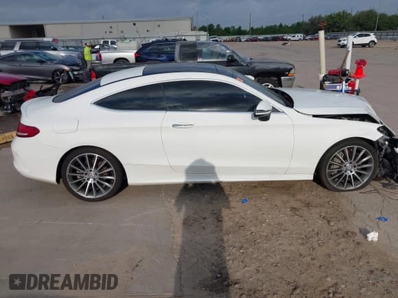 ✅ 2017 Mercedes-Benz C 300 • VIN: WDDWJ4JB2HF394954 • Lot: 42071770. Listed on IAAI with 94,804 mi. Free auction sales archive from the USA and detailed vehicle history report at DreamBid. Image 14.