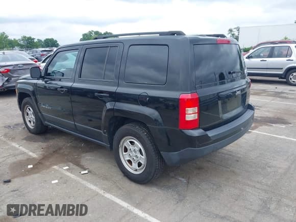 ✅ 2017 Jeep Patriot Sport • VIN: 1C4NJPBA3HD102608 • Lot: 42346928. Listed on IAAI with 149,438 mi. Free auction sales archive from the USA and detailed vehicle history report at DreamBid. Image 3.