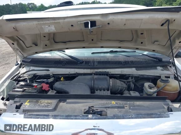 ✅ 2014 Ford Econoline Cargo Commercial • VIN: 1FTNE2EWXEDA19929 • Lot: 42296983. Wystawiony na IAAI z przebiegiem 245 291 mil. Bezpłatny archiwum sprzedaży aukcyjnych z USA i szczegółowy raport historii pojazdu na DreamBid. Zdjęcie 10.