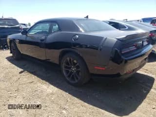 ✅ 2021 Dodge Challenger R/T Scat Pack • VIN: 2C3CDZFJ6MH627961 • Lot: 57645734. Wystawiony na Copart z przebiegiem 22 826 mil. Bezpłatny archiwum sprzedaży aukcyjnych z USA i szczegółowy raport historii pojazdu na DreamBid. Zdjęcie 2.