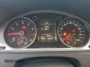 ✅ 2013 Volkswagen CC R-Line • VIN: WVWBP7AN8DE505462 • Lot: 93678945. Listed on Copart with 78,437 mi. Free auction sales archive from the USA and detailed vehicle history report at DreamBid. Image 9.