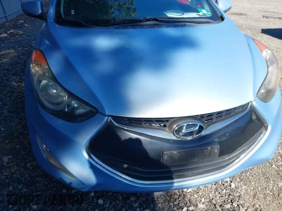 2013 Hyundai Elantra GS z VIN KMHDH6AE2DU009168, wystawiony jako IAAI lot #43139985 z przebiegiem 83 877 mil mil oraz . Historia ofert i sprzedaży dostępna na DreamBid. Obrazek 6.