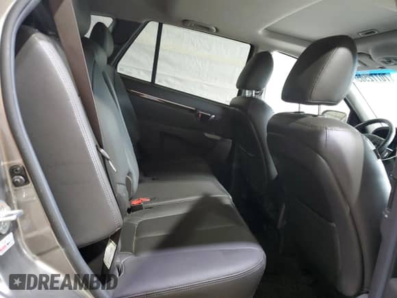 2012 Hyundai Santa Fe Limited с VIN 5XYZKDAG5CG144226, выставлен на аукционе Copart как лот 70772505 с пробегом 176 332 миль миль и Списание • Salvage title. История ставок и продаж доступна на DreamBid. Изображение 11.