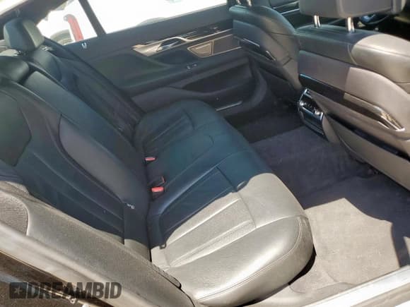 ✅ 2019 BMW 7 Series 740i • VIN: WBA7E2C55KB217423 • Lot: 71557555. Listed on Copart with Not provided. Free auction sales archive from the USA and detailed vehicle history report at DreamBid. Image 10.