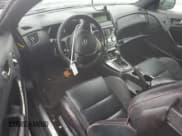 ✅ 2014 Hyundai Genesis Coupe Premium • VIN: KMHHT6KD2EU121301 • Lot: 49536165. Wystawiony na Copart z przebiegiem Nie podano. Bezpłatny archiwum sprzedaży aukcyjnych z USA i szczegółowy raport historii pojazdu na DreamBid. Zdjęcie 8.