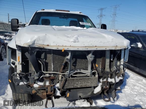 ✅ 2011 Chevrolet Silverado 2500HD Work Truck • VIN: 1GC0KVC81BZ448352 • Lot: 44813515. Wystawiony na Copart z przebiegiem 206 343 mil. Bezpłatny archiwum sprzedaży aukcyjnych z USA i szczegółowy raport historii pojazdu na DreamBid. Zdjęcie 5.