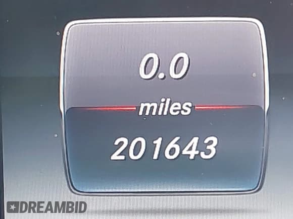 ✅ 2015 Mercedes-Benz C 300 • VIN: 55SWF4JB9FU053109 • Лот: 43066781. Опубликован ранее на IAAI с пробегом 201 643 миль. Бесплатный доступ к архиву аукционных продаж из США и подробный отчёт об истории автомобиля на DreamBid. Изображение 16.