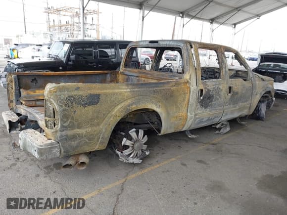 ✅ 2014 Ford F-250 XL • VIN: 1FT7W2BT5EEA89056 • Lot: 41430691. Listed on IAAI with Not provided. Free auction sales archive from the USA and detailed vehicle history report at DreamBid. Image 4.