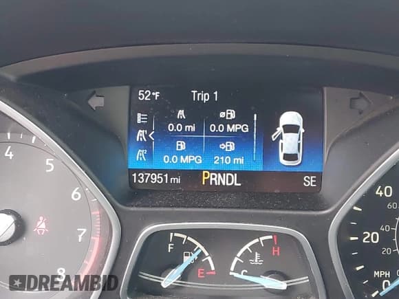 ✅ 2016 Ford Focus SE • VIN: 1FADP3F23GL217564 • Lot: 43754051. Wystawiony na IAAI z przebiegiem 137 951 mil. Bezpłatny archiwum sprzedaży aukcyjnych z USA i szczegółowy raport historii pojazdu na DreamBid. Zdjęcie 7.