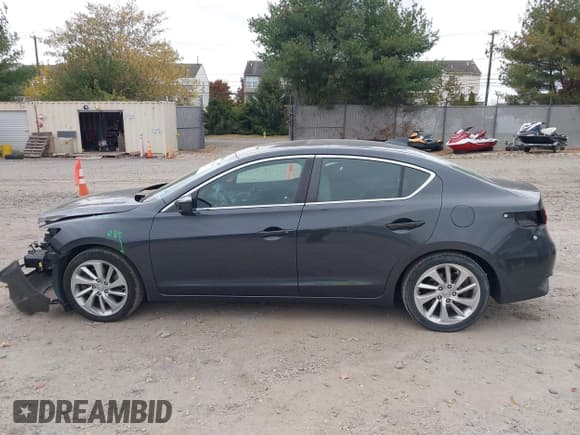 ✅ 2016 Acura ILX • VIN: 19UDE2F3XGA011612 • Lot: 43528815. Listed on IAAI with 48,050 mi. Free auction sales archive from the USA and detailed vehicle history report at DreamBid. Image 15.