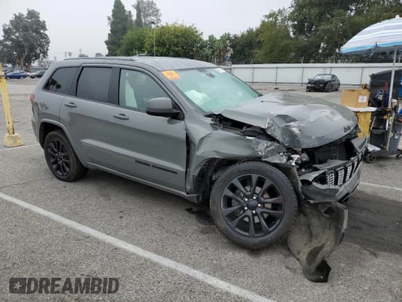 ✅ 2020 Jeep Grand Cherokee Altitude • VIN: 1C4RJFAG6LC327914 • Lot: 84989795. Listed on Copart with 87,707 mi. Free auction sales archive from the USA and detailed vehicle history report at DreamBid. Image 4.
