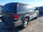 ✅ 2001 Oldsmobile Bravada • VIN: 1GHDT13W312117182 • Lot: 41457726. Wystawiony na IAAI z przebiegiem 160 288 mil. Bezpłatny archiwum sprzedaży aukcyjnych z USA i szczegółowy raport historii pojazdu na DreamBid. Zdjęcie 4.