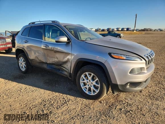 ✅ 2014 Jeep Cherokee Latitude • VIN: 1C4PJMCSXEW111904 • Lot: 90410115. Wystawiony na Copart z przebiegiem 169 933 mil. Bezpłatny archiwum sprzedaży aukcyjnych z USA i szczegółowy raport historii pojazdu na DreamBid. Zdjęcie 4.