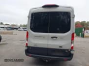 ✅ 2020 Ford Transit XLT • VIN: 1FBAX2CG9LKA54558 • Lot: 43695256. Wystawiony na IAAI z przebiegiem 53 652 mil. Bezpłatny archiwum sprzedaży aukcyjnych z USA i szczegółowy raport historii pojazdu na DreamBid. Zdjęcie 16.