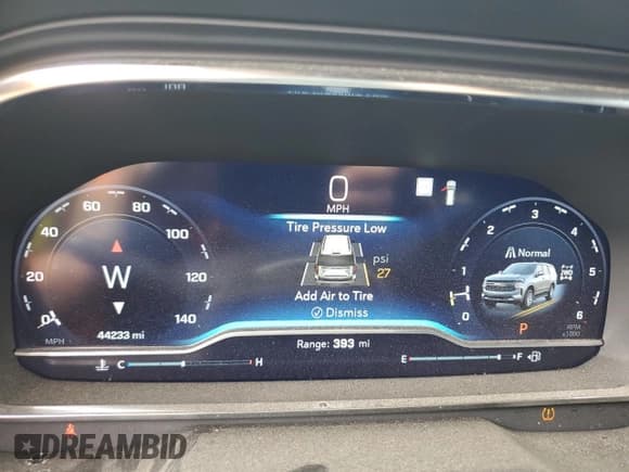 ✅ 2022 Chevrolet Suburban LT • VIN: 1GNSKCKD6NR346570 • Lot: 68472374. Wystawiony na Copart z przebiegiem Nie podano. Bezpłatny archiwum sprzedaży aukcyjnych z USA i szczegółowy raport historii pojazdu na DreamBid. Zdjęcie 9.