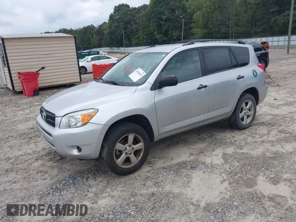 ✅ 2008 Toyota RAV4 • VIN: JTMZD35V285083639 • Лот: 43336162. Опубликован ранее на IAAI с пробегом 171 564 миль. Бесплатный доступ к архиву аукционных продаж из США и подробный отчёт об истории автомобиля на DreamBid. Изображение 2.