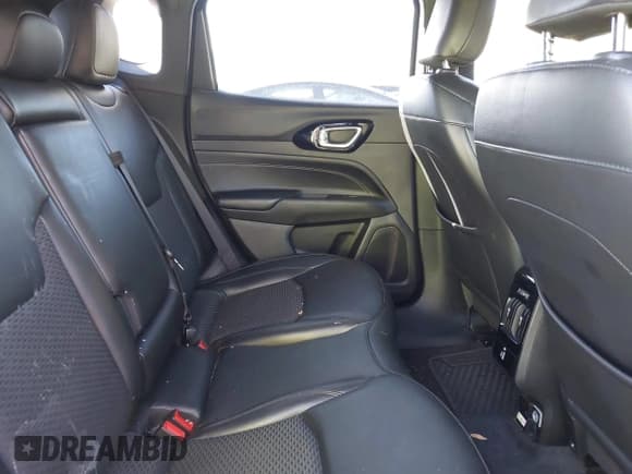 ✅ 2022 Jeep Compass Latitude • VIN: 3C4NJCBBXNT188054 • Lot: 41188781. Listed on IAAI with 75,190 mi. Free auction sales archive from the USA and detailed vehicle history report at DreamBid. Image 8.