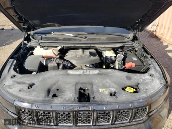 ✅ 2022 Jeep Grand Wagoneer Series II • VIN: 1C4SJVFJ8NS110034 • Lot: 76682143. Listed on Copart with 7,755 mi. Free auction sales archive from the USA and detailed vehicle history report at DreamBid. Image 13.