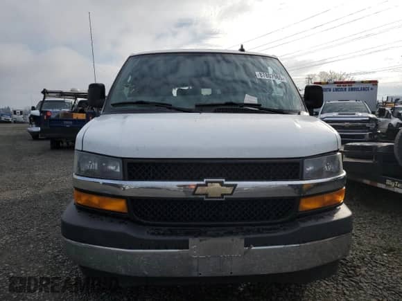 2018 Chevrolet Express Passenger LT с VIN 1GAZGPFG3J1245055, выставлен на аукционе Copart как лот 87807965 с пробегом 106 634 миль миль и Списание • Salvage title. История ставок и продаж доступна на DreamBid. Изображение 5.
