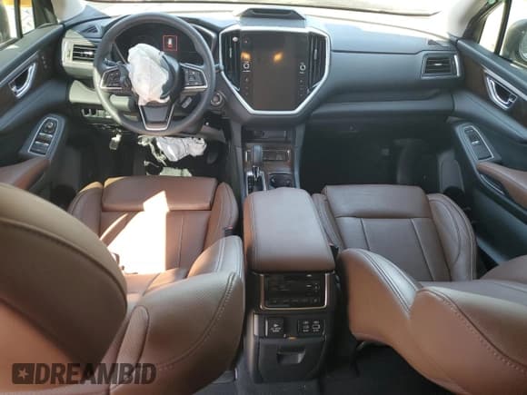 ✅ 2024 Subaru Ascent Touring • VIN: 4S4WMAWD2R3457706 • Lot: 84073235. Listed on Copart with 14,080 mi. Free auction sales archive from the USA and detailed vehicle history report at DreamBid. Image 8.