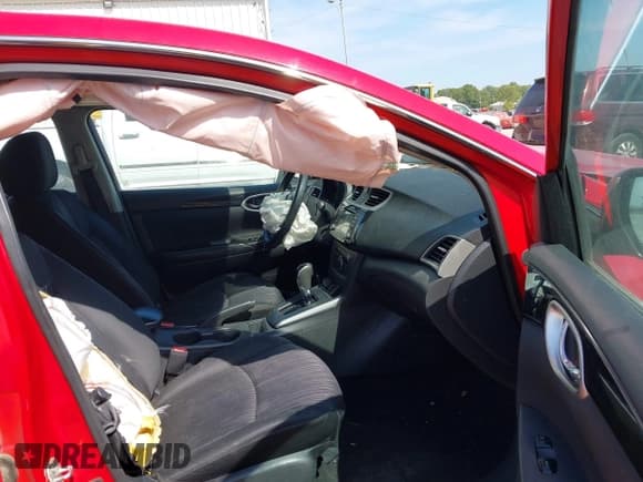 ✅ 2018 Nissan Sentra S • VIN: 3N1AB7AP5JY285310 • Лот: 43218899. Опубликован ранее на IAAI с пробегом 119 647 миль. Бесплатный доступ к архиву аукционных продаж из США и подробный отчёт об истории автомобиля на DreamBid. Изображение 5.