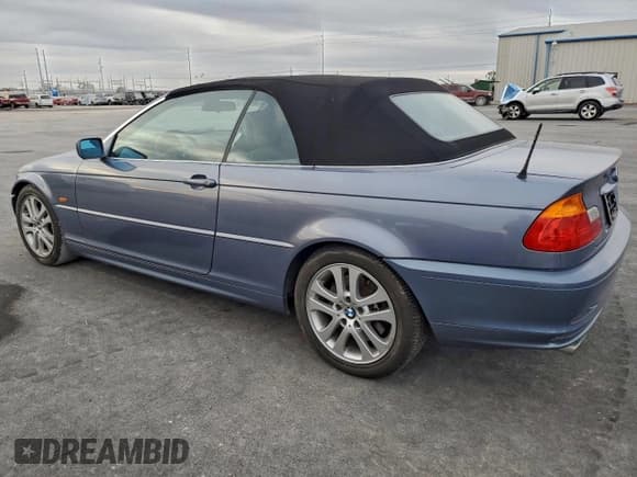 ✅ 2002 BMW 3 Series 330Ci • VIN: WBABS53412JU92370 • Lot: 95658445. Wystawiony na Copart z przebiegiem 165 832 mil. Bezpłatny archiwum sprzedaży aukcyjnych z USA i szczegółowy raport historii pojazdu na DreamBid. Zdjęcie 2.