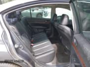 ✅ 2014 Subaru Legacy Limited • VIN: 4S3BMDL63E2026513 • Lot: 43024701. Wystawiony na IAAI z przebiegiem 197 917 mil. Bezpłatny archiwum sprzedaży aukcyjnych z USA i szczegółowy raport historii pojazdu na DreamBid. Zdjęcie 8.