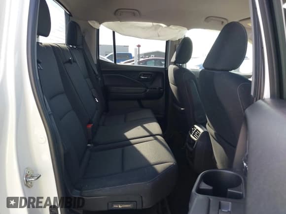 ✅ 2019 Honda Ridgeline Sport • VIN: 5FPYK2F19KB003547 • Lot: 41485958. Listed on IAAI with 57,290 mi. Free auction sales archive from the USA and detailed vehicle history report at DreamBid. Image 8.