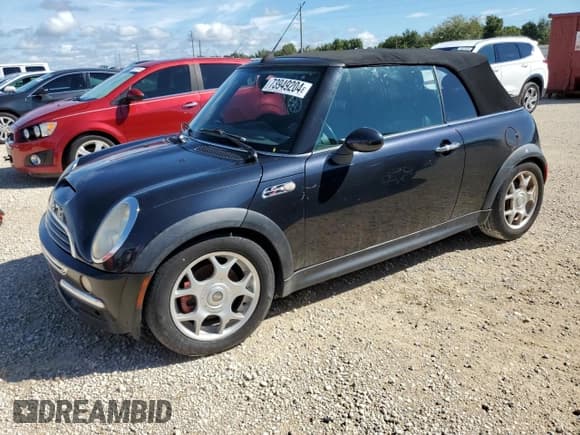 ✅ 2006 MINI Convertible S • VIN: WMWRH33516TF86983 • Lot: 73949204. Wystawiony na Copart z przebiegiem Nie podano. Bezpłatny archiwum sprzedaży aukcyjnych z USA i szczegółowy raport historii pojazdu na DreamBid. Zdjęcie 1.