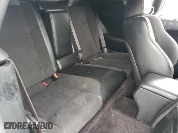 ✅ 2018 Dodge Challenger T/A • VIN: 2C3CDZBT2JH112166 • Lot: 60901164. Wystawiony na Copart z przebiegiem Nie podano. Bezpłatny archiwum sprzedaży aukcyjnych z USA i szczegółowy raport historii pojazdu na DreamBid. Zdjęcie 10.