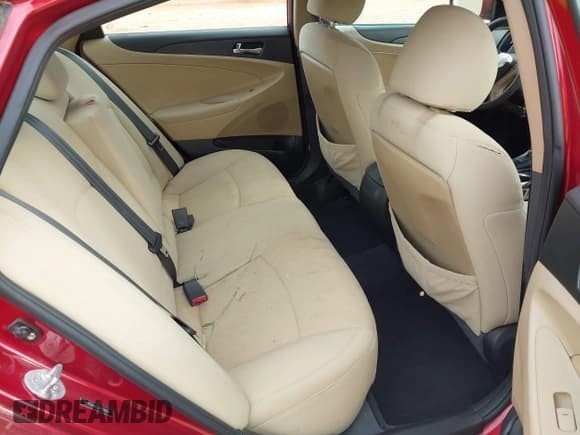 ✅ 2011 Hyundai Sonata GLS • VIN: 5NPEB4AC0BH259934 • Lot: 43103671. Listed on IAAI with 180,888 mi. Free auction sales archive from the USA and detailed vehicle history report at DreamBid. Image 8.