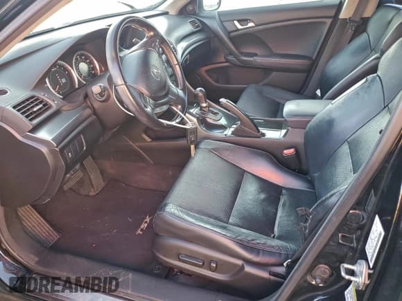 ✅ 2011 Acura TSX • VIN: JH4CU2F68BC008145 • Lot: 93356885. Listed on Copart with 179,913 mi. Free auction sales archive from the USA and detailed vehicle history report at DreamBid. Image 7.