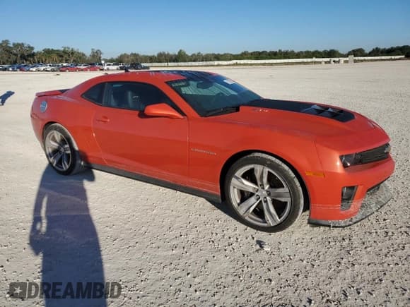 ✅ 2012 Chevrolet Camaro ZL1 • VIN: 2G1FS1EP9C9800427 • Lot: 76579834. Listed on Copart with 3,009 mi. Free auction sales archive from the USA and detailed vehicle history report at DreamBid. Image 4.