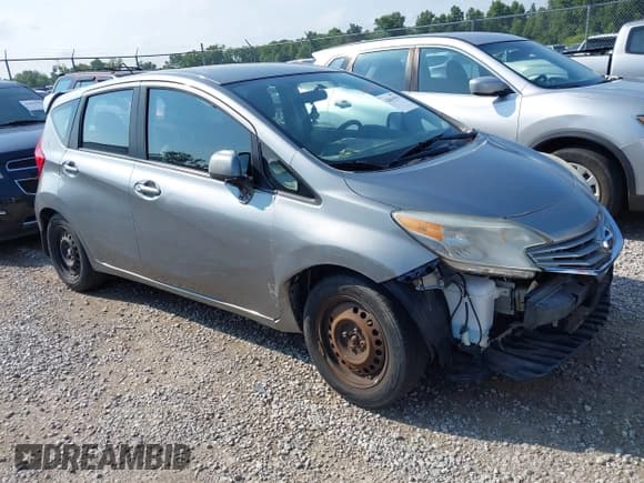 ✅ 2014 Nissan Note S Plus • VIN: 3N1CE2CP6EL352869 • Lot: 42863929. Wystawiony na IAAI z przebiegiem 109 643 mil. Bezpłatny archiwum sprzedaży aukcyjnych z USA i szczegółowy raport historii pojazdu na DreamBid. Zdjęcie 1.