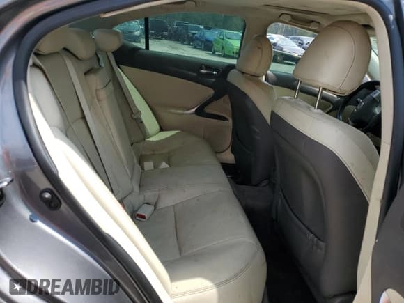 ✅ 2012 Lexus IS 350 • VIN: JTHBE5C29C5029121 • Lot: 51703925. Wystawiony na Copart z przebiegiem 205 582 mil. Bezpłatny archiwum sprzedaży aukcyjnych z USA i szczegółowy raport historii pojazdu na DreamBid. Zdjęcie 10.