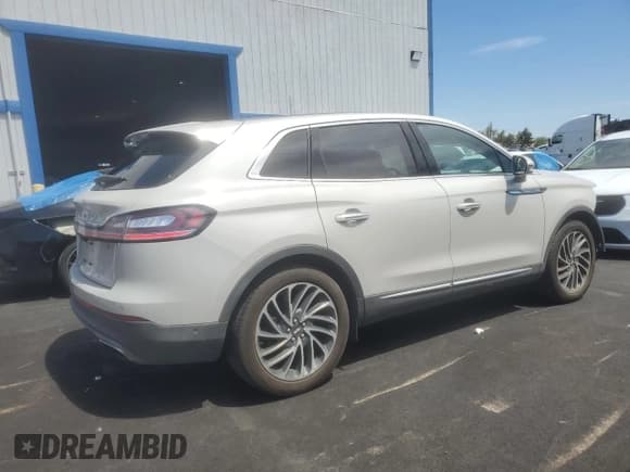 ✅ 2019 Lincoln Nautilus Reserve • VIN: 2LMPJ6LP8KBL14746 • Lot: 60175275. Wystawiony na Copart z przebiegiem 96 405 mil. Bezpłatny archiwum sprzedaży aukcyjnych z USA i szczegółowy raport historii pojazdu na DreamBid. Zdjęcie 3.