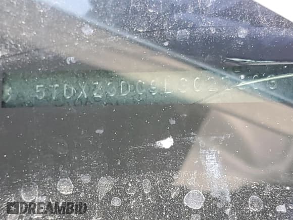 ✅ 2020 Toyota Sienna SE • VIN: 5TDXZ3DC9LS022803 • Lot: 70373715. Listed on Copart with 62,713 mi. Free auction sales archive from the USA and detailed vehicle history report at DreamBid. Image 13.