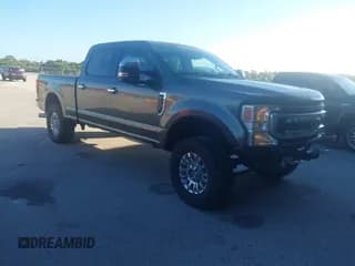 ✅ 2020 Ford F-250 XL • VIN: 1FT7W2BN2LEE42173 • Lot: 43482887. Wystawiony na IAAI z przebiegiem 135 914 mil. Bezpłatny archiwum sprzedaży aukcyjnych z USA i szczegółowy raport historii pojazdu na DreamBid. Zdjęcie 1.
