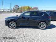 ✅ 2025 Mazda CX-5 S Premium Plus • VIN: JM3KFBEM6S0540865 • Lot: 42296508. Wystawiony na IAAI z przebiegiem 11 749 mil. Bezpłatny archiwum sprzedaży aukcyjnych z USA i szczegółowy raport historii pojazdu na DreamBid. Zdjęcie 14.