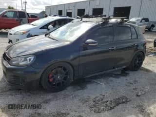 ✅ 2011 Volkswagen Golf GTI w/Sunroof PZEV • VIN: WVWHD7AJ1BW324551 • Lot: 67959194. Wystawiony na Copart z przebiegiem 127 916 mil. Bezpłatny archiwum sprzedaży aukcyjnych z USA i szczegółowy raport historii pojazdu na DreamBid. Zdjęcie 1.