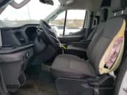 ✅ 2023 Ford Transit Cargo • VIN: 1FTYE1Y82PKA59019 • Lot: 81669074. Wystawiony na Copart z przebiegiem 56 345 mil. Bezpłatny archiwum sprzedaży aukcyjnych z USA i szczegółowy raport historii pojazdu na DreamBid. Zdjęcie 7.