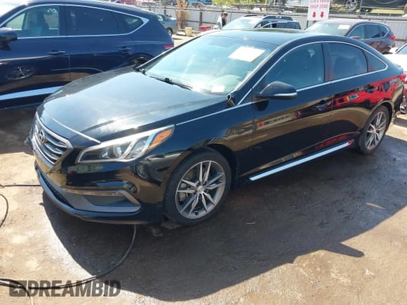 ✅ 2017 Hyundai Sonata Sport • VIN: 5NPE34AB8HH472286 • Лот: 43321859. Опубликован ранее на IAAI с пробегом 93 265 миль. Бесплатный доступ к архиву аукционных продаж из США и подробный отчёт об истории автомобиля на DreamBid. Изображение 2.