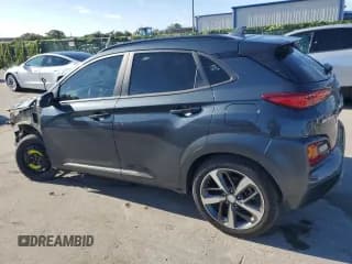 ✅ 2020 Hyundai Kona Ultimate • VIN: KM8K53A52LU574193 • Лот: 64420844. Опубликован ранее на Copart с пробегом 53 556 миль. Бесплатный доступ к архиву аукционных продаж из США и подробный отчёт об истории автомобиля на DreamBid. Изображение 2.
