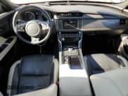 ✅ 2016 Jaguar XF S • VIN: SAJBM4BV6GCY12961 • Лот: 87318714. Опубликован ранее на Copart с пробегом 31 927 миль. Бесплатный доступ к архиву аукционных продаж из США и подробный отчёт об истории автомобиля на DreamBid. Изображение 8.